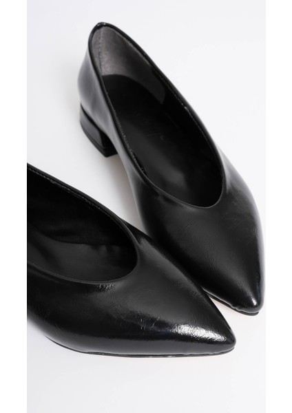 Etnias Premium Siyah Günlük Kısa Topuklu Rahat Babet indirimleri