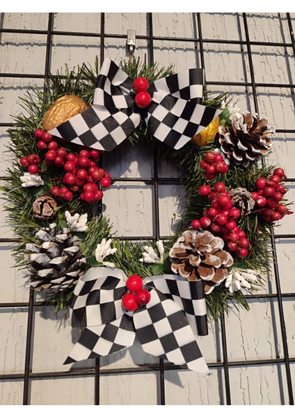 Yılbaşı Süsü Kapı Duvar Çelengi Mckenzie Kurdele Detaylı 25CM