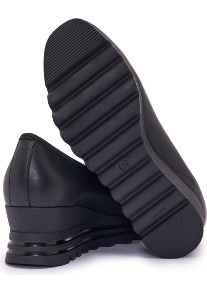 Kadın Oxford ( Klasik) 8C4044PE Donna Serena 4044 Naırobı Pelle Nero indirimleri