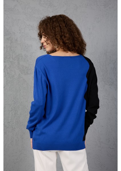 Saks-Siyah Iki Renkli Taş Detaylı V Yaka Triko Bluz indirimleri