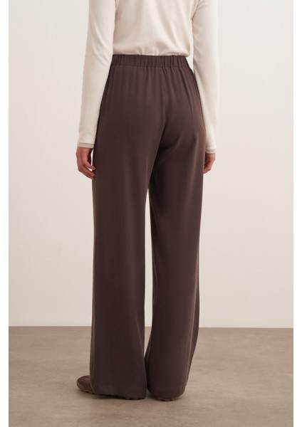 Modal Rahat Pantolon indirimleri