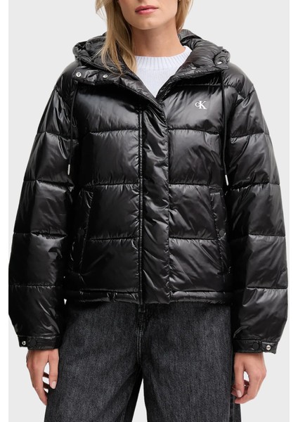 Kapitoneli Loose Fit Kapüşonlu Parlak Şişme Mont LV047D505GUB1 Bayan Mont LV047D505G Ub1