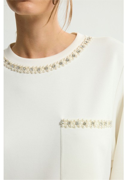 Cepleri ve Yakası Taşlı Tişört Kemik 175L9677000 fiyatları