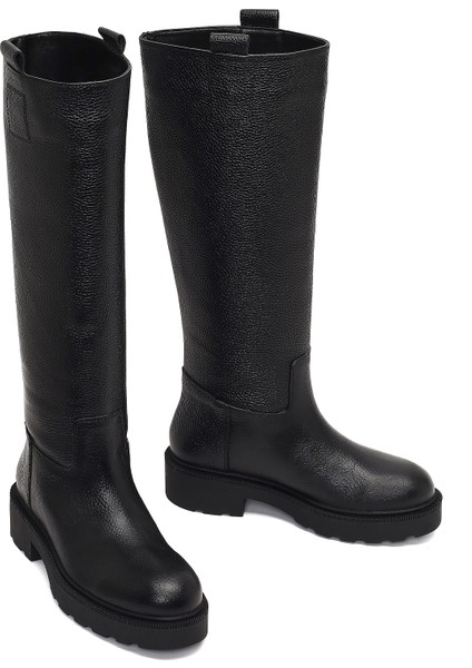 Kadın Siyah Kalın Tabanlı Deri Çizme 25WFD1893FT