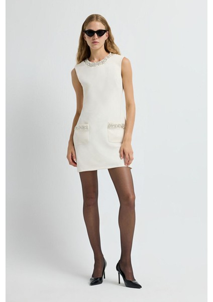 Taş Detaylı Elbise Vanilya 12445660000 modelleri