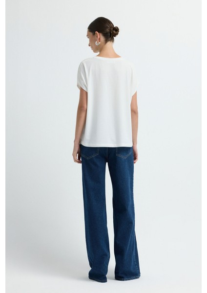 Pul Nakışlı Tişört Kemik 17545830000 indirimleri