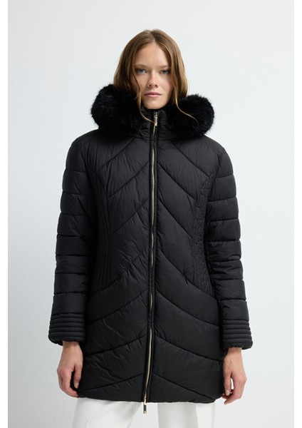 Kürk Detaylı Uzun Şişme Mont Siyah 15245279000