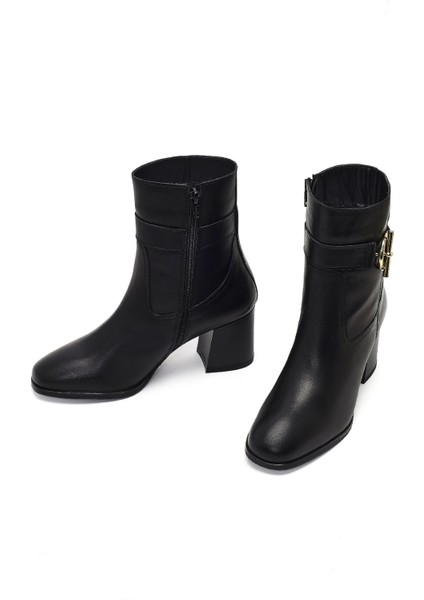 Kadın Siyah Fermuarlı Kalın Topuklu Deri Bot 25WFD163118 modelleri