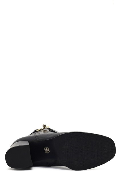 Kadın Siyah Fermuarlı Kalın Topuklu Deri Bot 25WFD163118