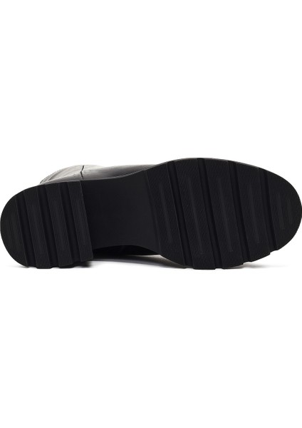 Kadın Siyah Fermuarlı Kalın Topuklu Deri Bot 25WFD187518