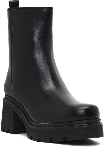 Kadın Siyah Fermuarlı Kalın Topuklu Deri Bot 25WFD187518