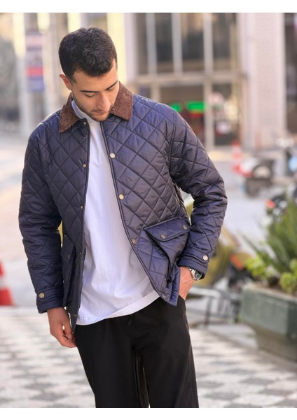 X-2033 Yaka Garni Detaylı Astarlı Kapitone Mont fiyatları