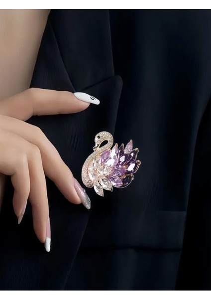 Şık Mor Taşlı Kuğu Broş