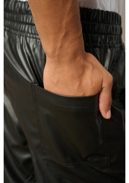 R-4348 Körüklü Cep Diz Detaylı Deri Pantolon