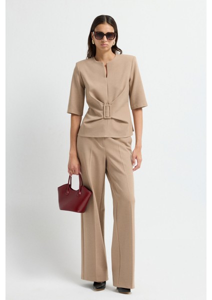 Toka Detaylı Kısa Kollu Bluz Camel 11545552000 modelleri