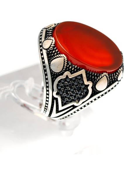 “erkek Gümüş Otantik Desenli Kırmızı Akik Taşlı El Işçiliği Vintage Model Yüzük – Siyah Detaylı 925 Ayar Gümüş” modelleri
