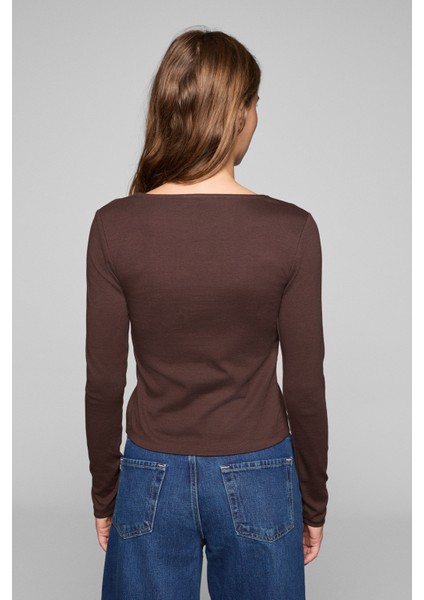 Anuvıea Kadın Asimetrik Yakalı Önü Açık Esnek Kumaşlı Uzun Kollu Koyu Kahverengi Bluz indirimleri