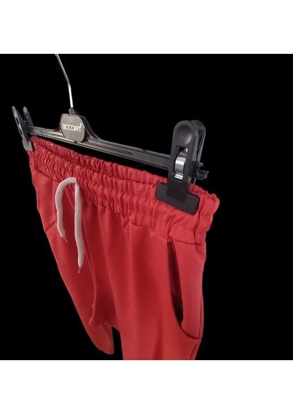 Kadın Bayan Paça Lastikli Bel Lastikli Çift Cepli Cepler Fermuarsız Bağcık Kordonlu Eşofman Altı modelleri