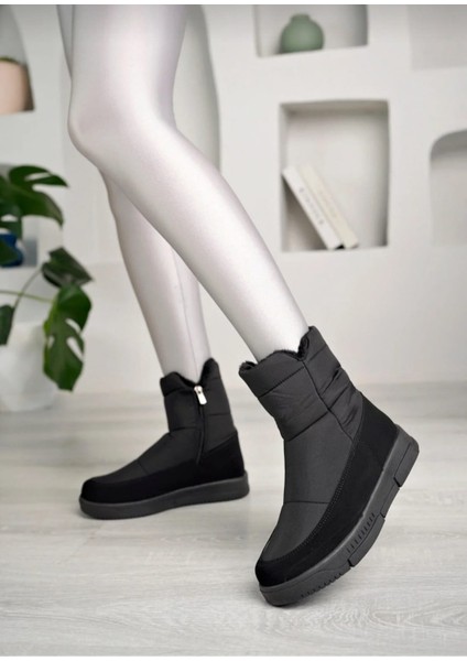 Siyah Fermuarlı Esnek Kaymaz Taban Su Geçirmez Yünlü Günlük Konforlu Kadın Kar Botu