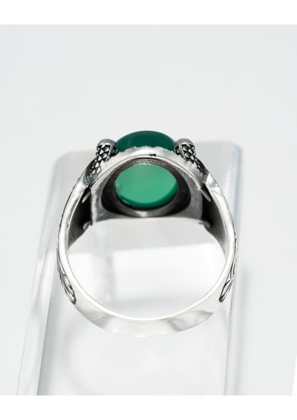Erkek 925 Ayar Gümüş Yeşil Akik Taşlı El Işçiliği Osmanlı Motifli Yüzük – Doğal Taşlı Özel Tasarım