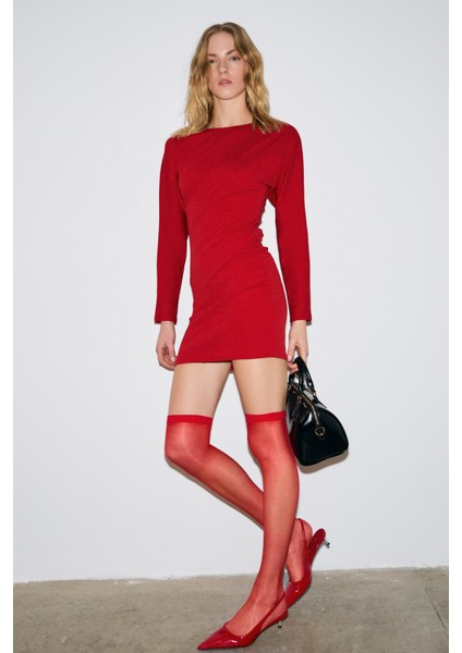 NIVARA Kadın Yuvarlak Yaka Yarasa Uzun Kollu Ön Süs Dikiş Detaylı Arkası Fermuarlı Mini Kırmızı Elbi modelleri