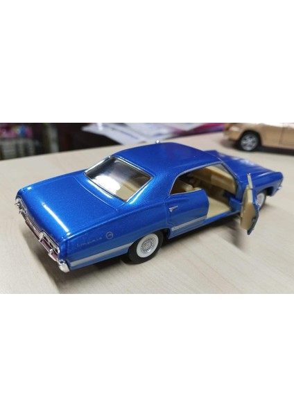 Kinsmart Oyuncak Metal Model Araba 1/36 Çek Bırak 1967 Mavi Chevrolet Impala fırsatları