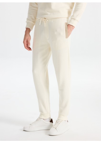 D5WM-EA3828 Krem Relaxed Düz Erkek Eşofman Altı modelleri