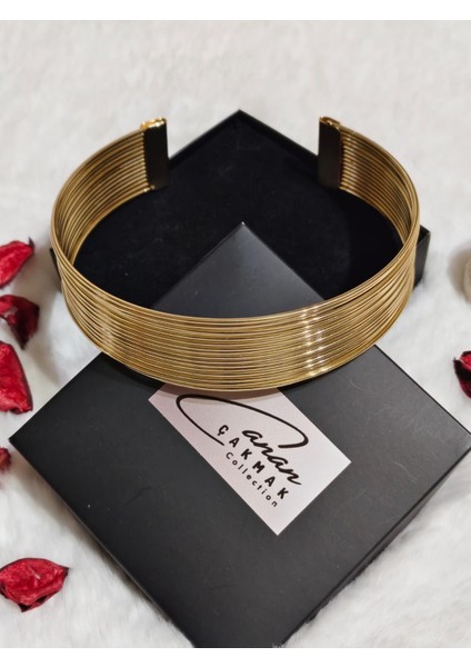 Pirinç Gold Renk Vitage Model Vip Seri Kadın