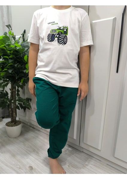 Yüksek Kaliteli Canavar Kamyon Baskılı Pamuklu Kısa Kollu Çocuk Eşofman Takımı fiyatları