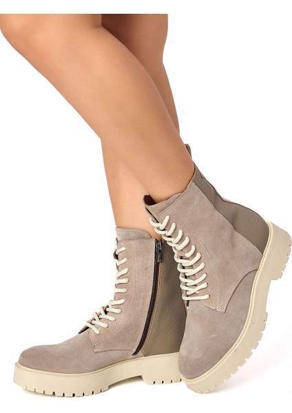 Bej Fermuarlı Bağcıklı Hakiki Deri Süet Kadın Bot
