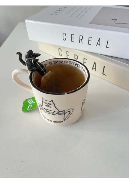 Kedili Kupa El Yapımı Seramik Kupa. 200ML