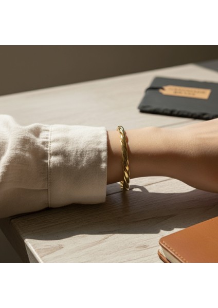 El Örmesi Saf Pirinç Bileklik | Kum Dokulu Burgu Manşet | Ayarlanabilir Bilezik modelleri