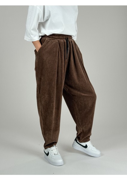 Kahve Pileli Kadife Kadın Jogger Pantolon COC1087