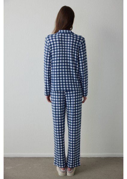 Lacivert Ekoseli Gömlek Yaka Termal Etkili Pijama Takımı fırsatları