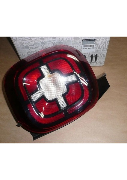 Renault Duster 2017- Stop Sol Oem No (265558217R)