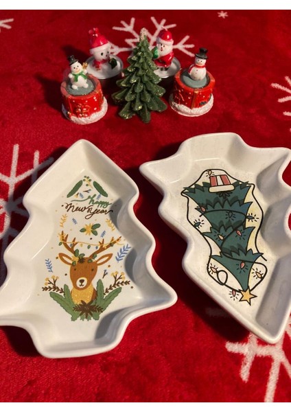 Yılbaşı Temalı 2'li Ağaç Tasarımlı Desenli Seramik Sunum Servis Tabağı 17X12 cm Geyikli ve Çam Ağaçlı fiyatları