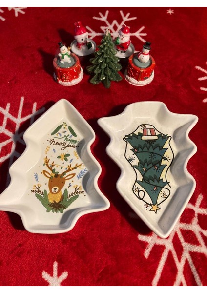 Yılbaşı Temalı 2'li Ağaç Tasarımlı Desenli Seramik Sunum Servis Tabağı 17X12 cm Geyikli ve Çam Ağaçlı fırsatları
