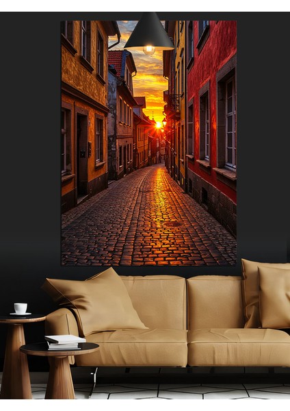 Dar Sokakta Gün Batımı ve Renkli Evler Dekoratif Kanvas - Mdf Ahşap Tablo