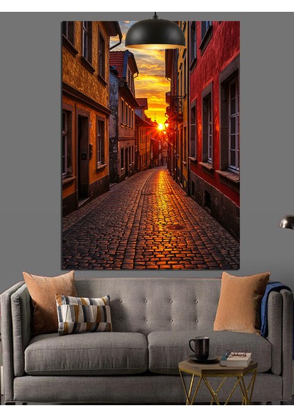 Dar Sokakta Gün Batımı ve Renkli Evler Dekoratif Kanvas - Mdf Ahşap Tablo fırsatları