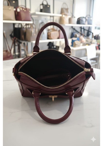 Kadın Rugan El ve Çapraz Çanta 25*16 cm modelleri