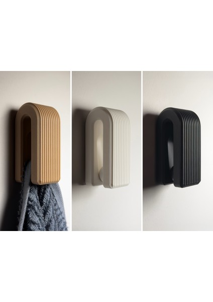 Otomatik Kilitli Havlu Askısı – Modern Tasarımlı Duvar Askılığı