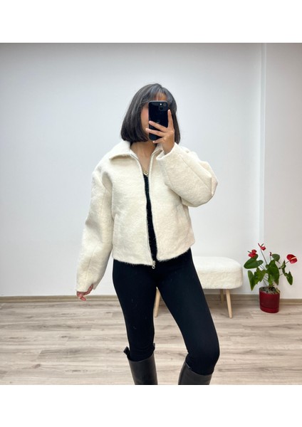 Kısa Kaşe Fermuarlı Kaban