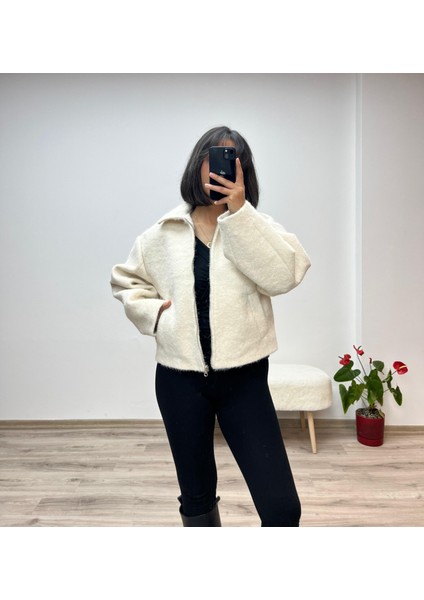 Kısa Kaşe Fermuarlı Kaban