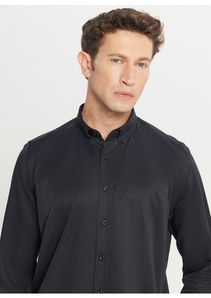 Tailored Fit Düğmeli Yaka Siyah Erkek Gömlek ACE020261599_SYH fırsatları