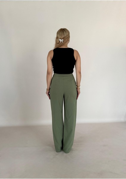 Yüksek Bel Cepli Poliviskon Palazzo Pantolon – Şık Düğme ve Apolet Detaylı Kadın Pantolon fırsatları