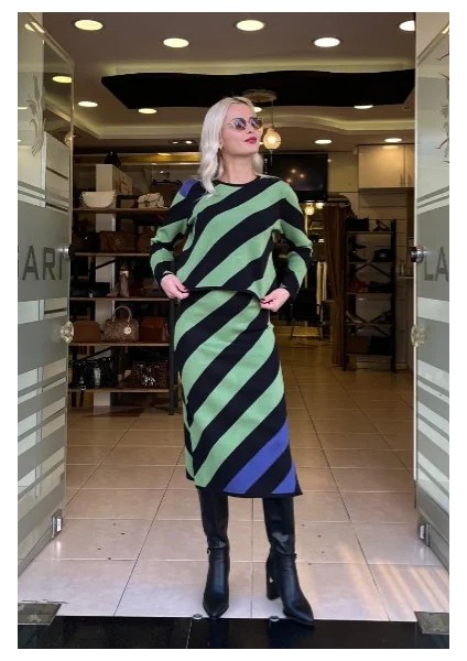 Çizgili Triko Etek fiyatları