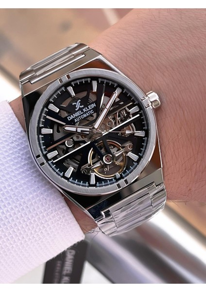 Otomatik Mekanizma Takvimli Kadran Kadranlı 2 Yıl Garantili Erkek Kol Saati OTM.14268.2 fiyatları