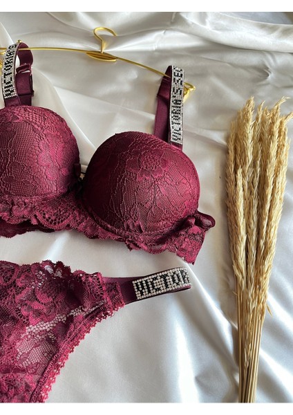 Dantelli Lastiği Taşlı Balenli Destekli Dolgulu Push Up Siyah Sütyen Ve String Iç Çamaşırı Takımı fırsatları