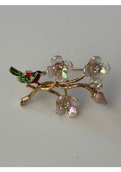 Hologramlı ve Renkli Kuş Figürlü Gold Broş fiyatları