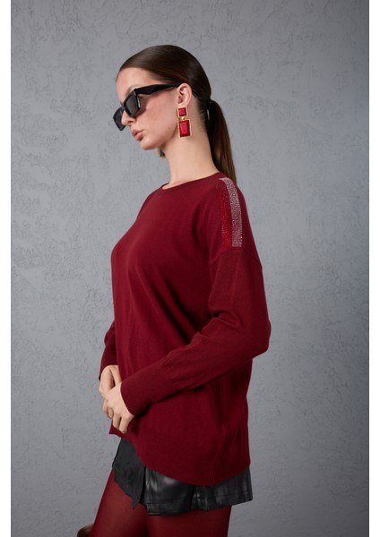 Kadın Bordo Omuzları Taş Detaylı Geniş Manşetli Bisiklet Yaka Triko Bluz modelleri
